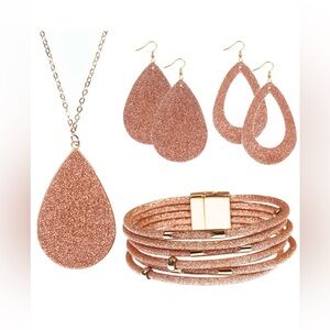 Earring, necklace and bracelet set!